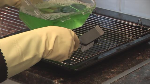 Cleaning Gas Grill